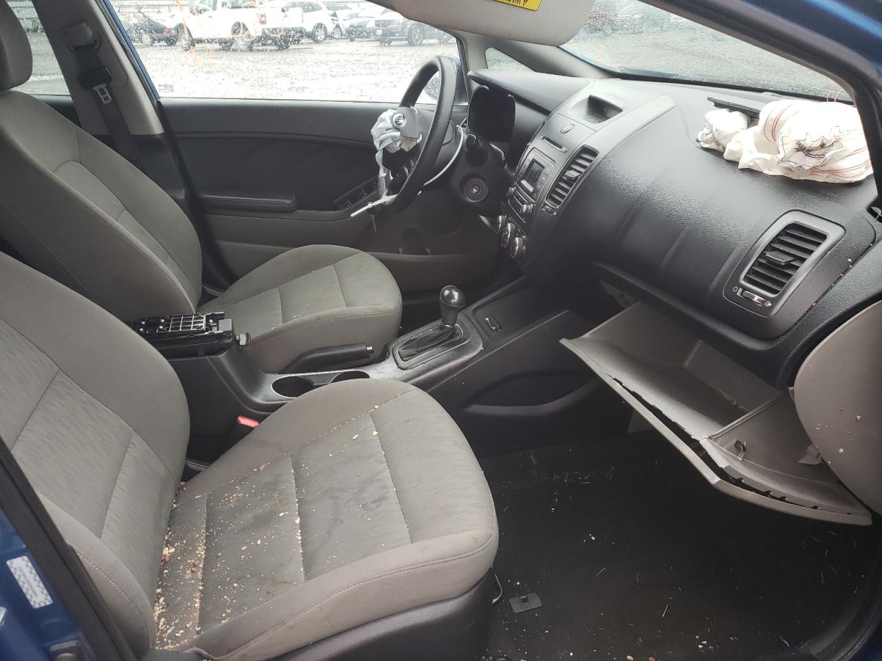 Photo 5 from auction – 2014 KIA FORTE LX with VIN KNAFK4A64E5067612