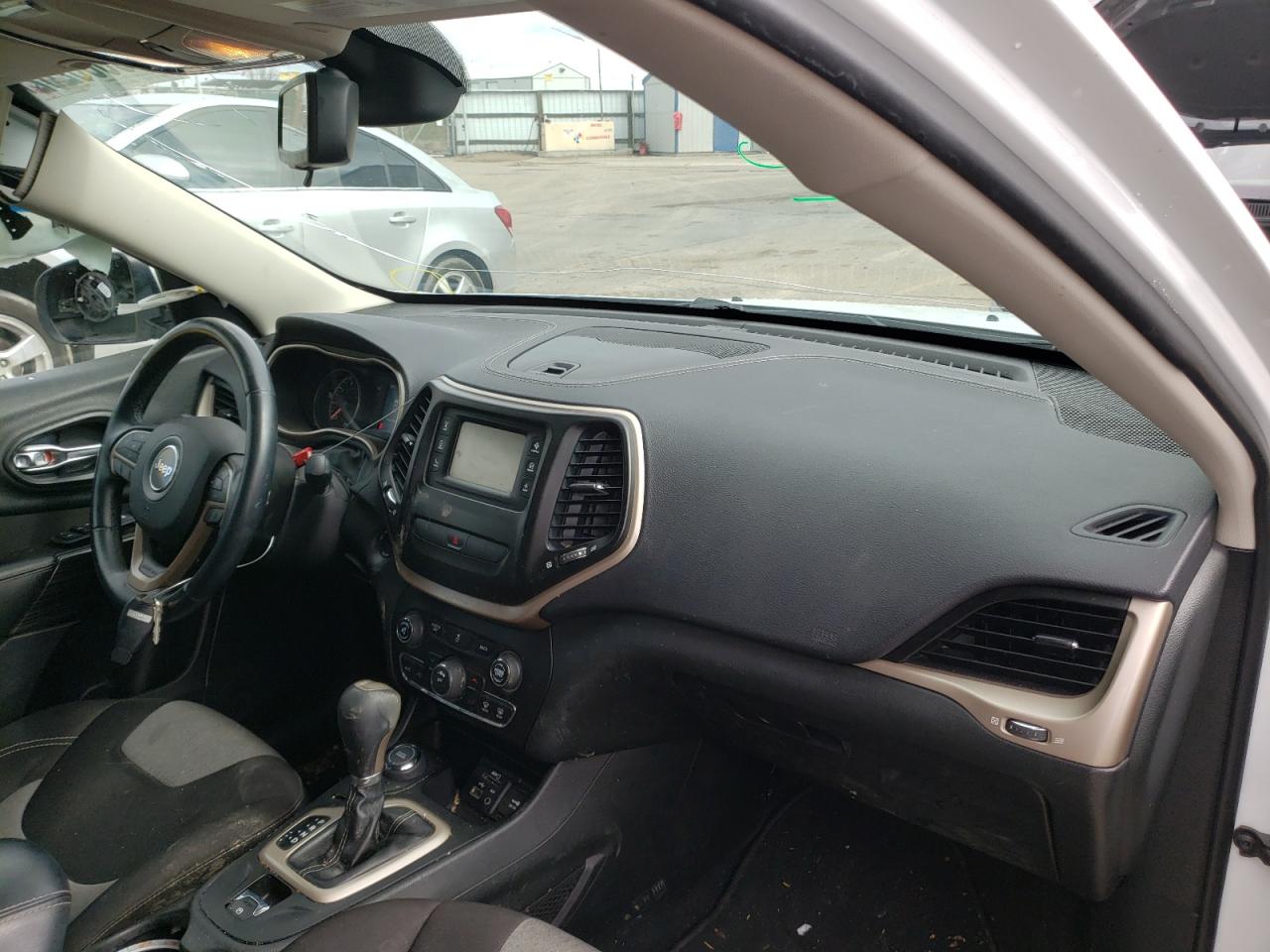 Photo 9 from auction – 2014 JEEP CHEROKEE L with VIN 1C4PJMCB5EW307958