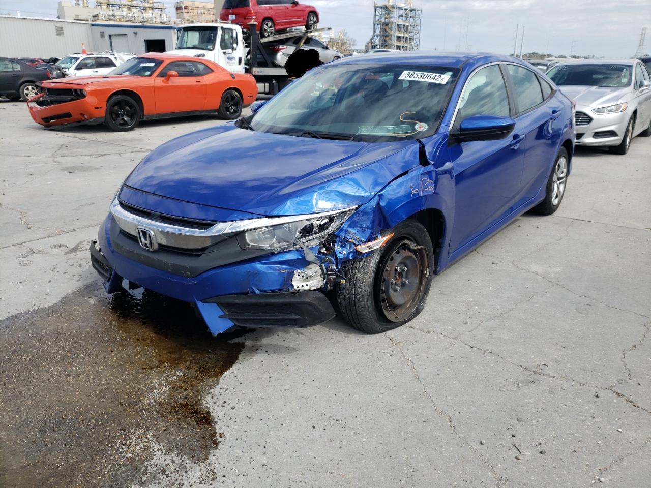 Photo 2 from auction – 2017 HONDA CIVIC LX with VIN 19XFC2F56HE019669