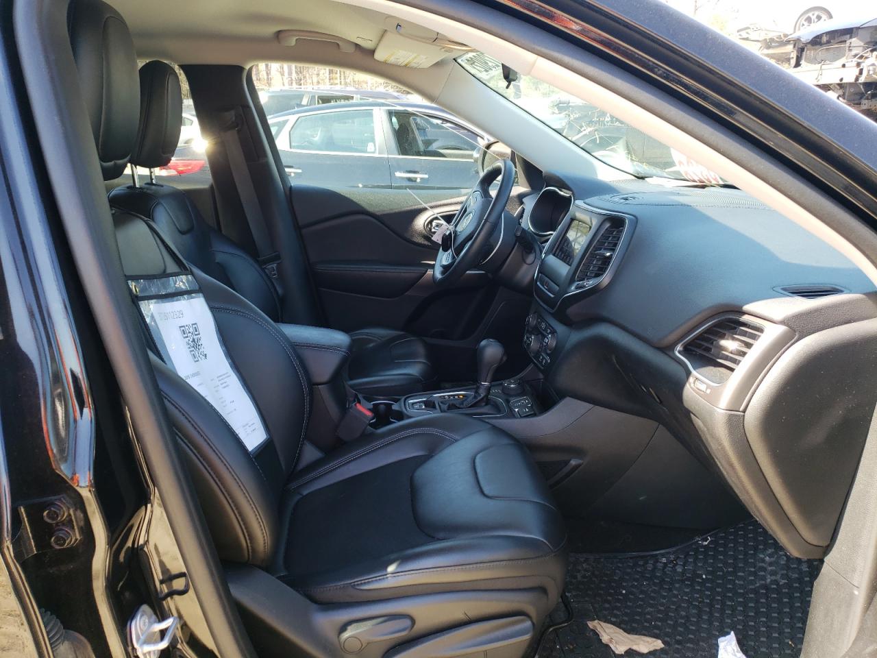 Photo 5 from auction – 2019 JEEP CHEROKEE L with VIN 1C4PJMLB3KD140622