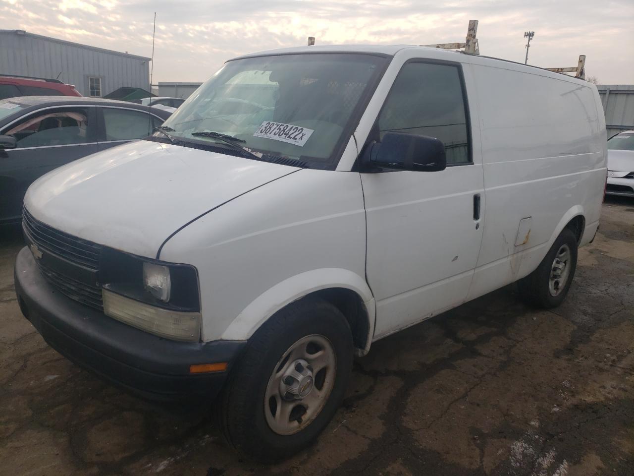 Photo 2 from auction – 2004 CHEVROLET ASTRO with VIN 1GCDL19X04B122396