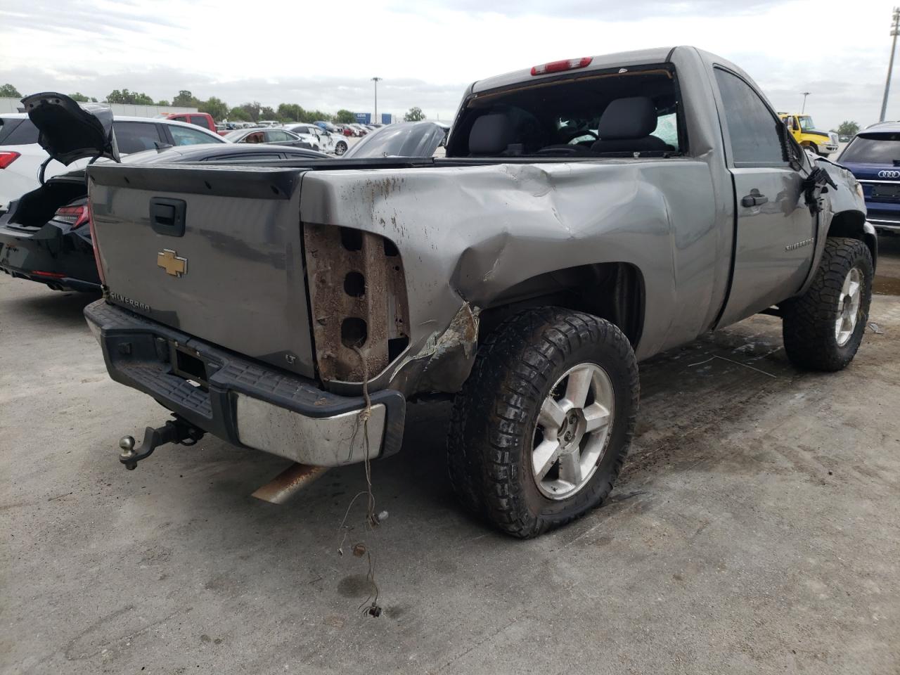 Photo 4 from auction – 2007 CHEVROLET SILVERADO with VIN 1GCEC14C87Z546493
