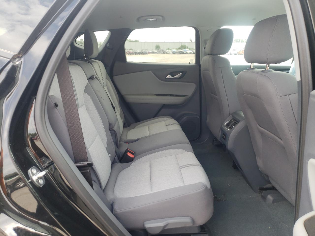 Photo 6 from auction – 2020 CHEVROLET BLAZER 2LT with VIN 3GNKBCRS7LS557260