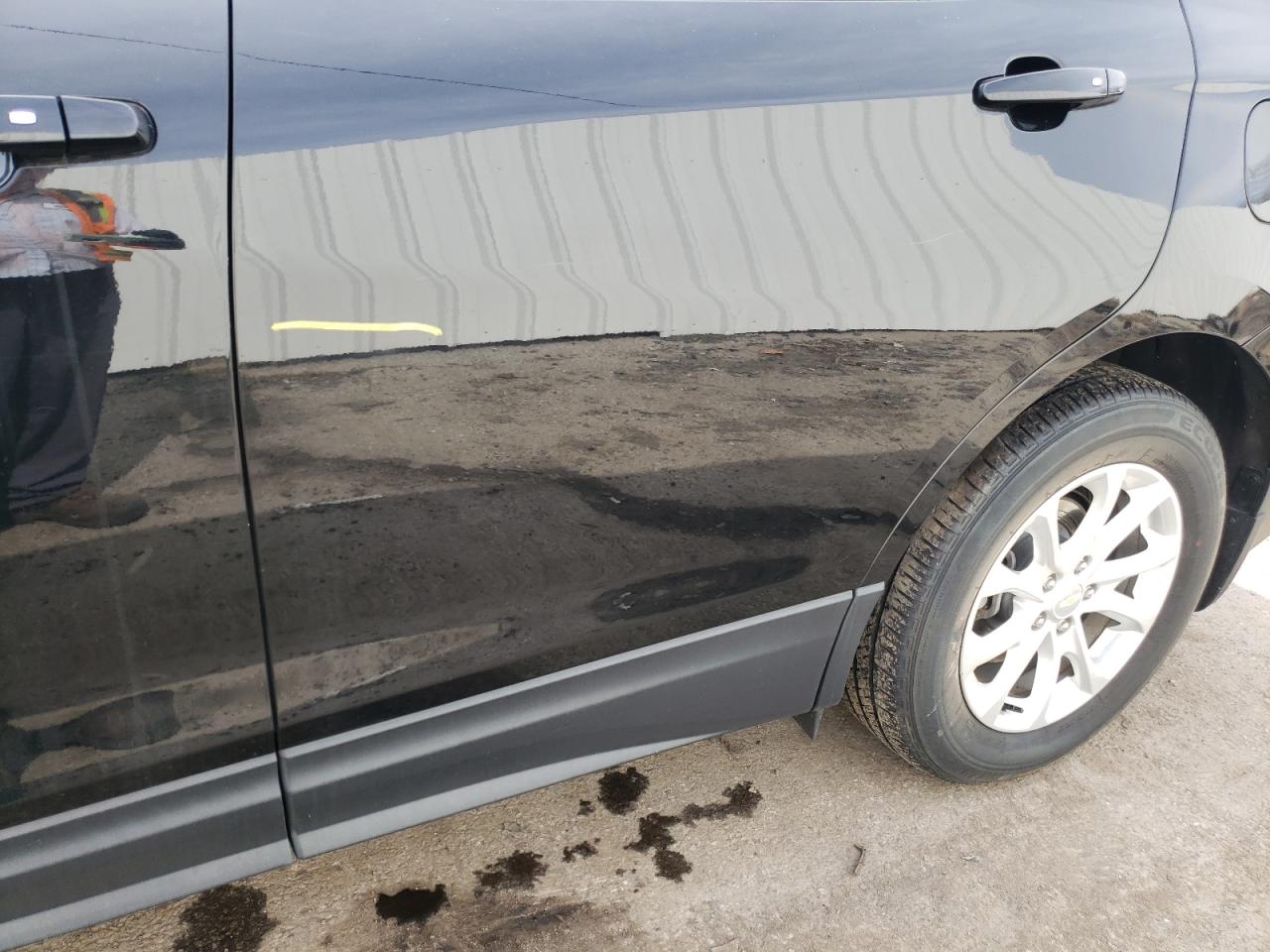 Photo 9 from auction – 2018 CHEVROLET EQUINOX LT with VIN 2GNAXSEV1J6286473