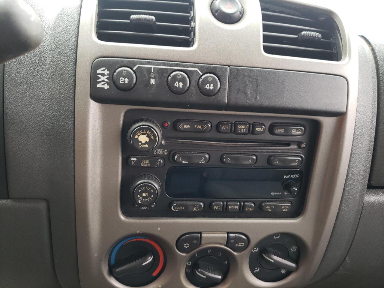 Photo 9 from auction – 2004 GMC CANYON with VIN 1GTDT136248203865
