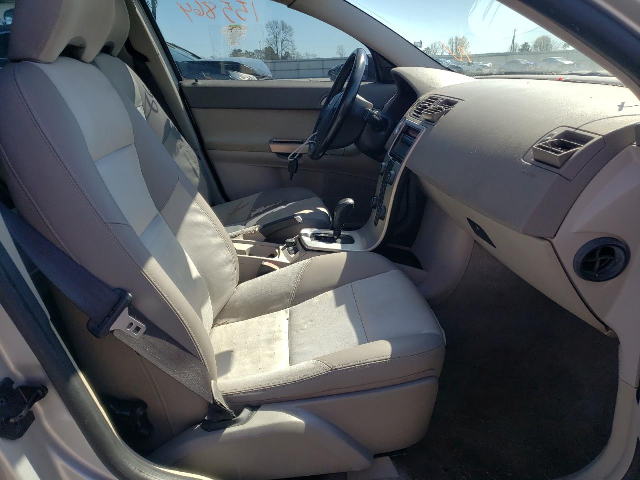 Photo 5 from auction – 2005 VOLVO S40 T5 with VIN YV1MS682952048798