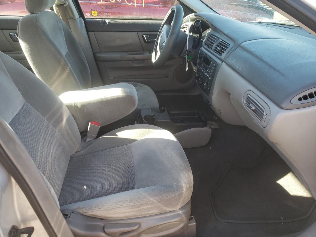 Photo 5 from auction – 2003 FORD TAURUS SE with VIN 1FAFP53U73G136046