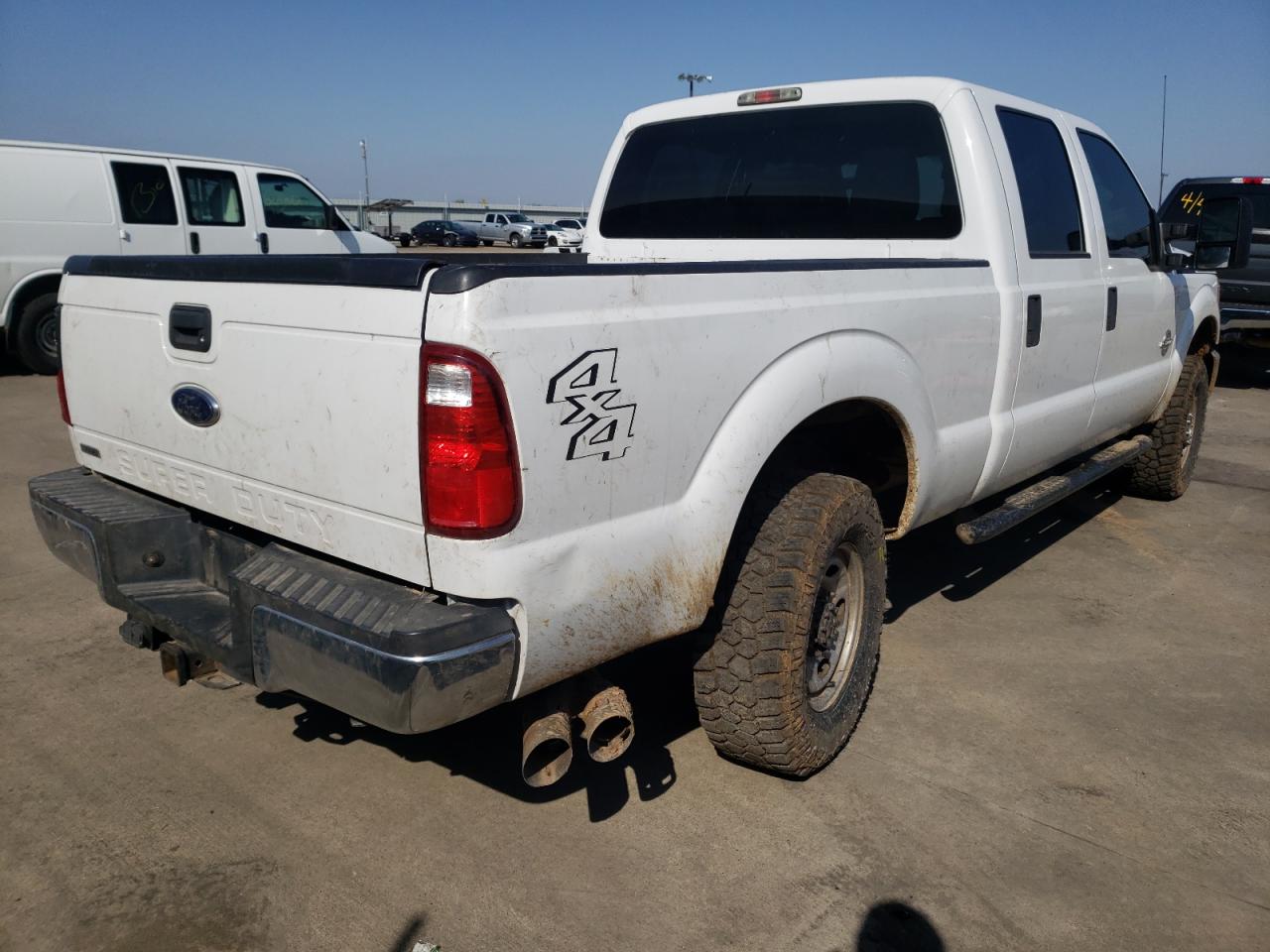 Photo 4 from auction – 2015 FORD F250 SUPER with VIN 1FT7W2BTXFEB60088