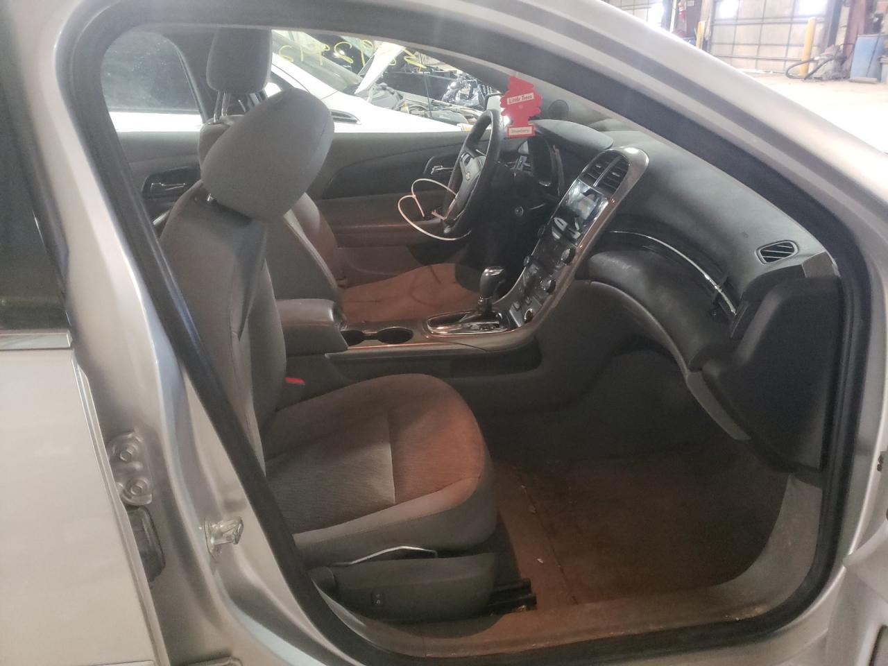 Photo 5 from auction – 2013 CHEVROLET MALIBU LS with VIN 1G11B5SA6DF137294