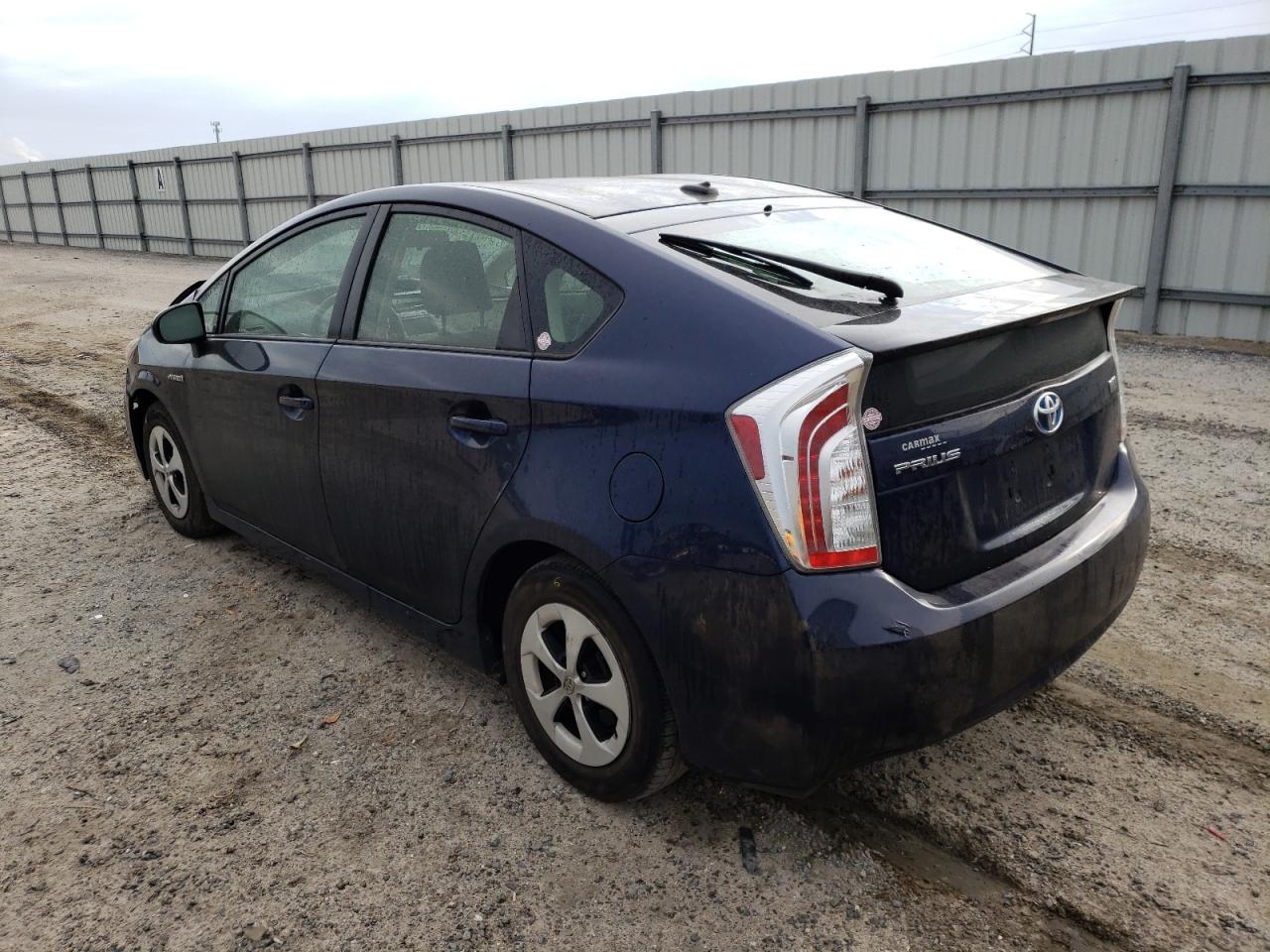 Photo 3 from auction – 2013 TOYOTA PRIUS with VIN JTDKN3DU4D1639166