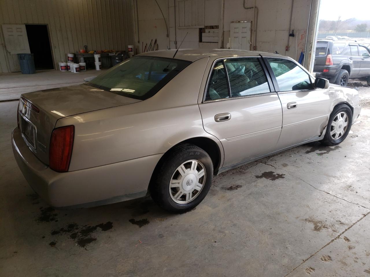 Photo 4 from auction – 2004 CADILLAC DEVILLE with VIN 1G6KD54Y54U116550
