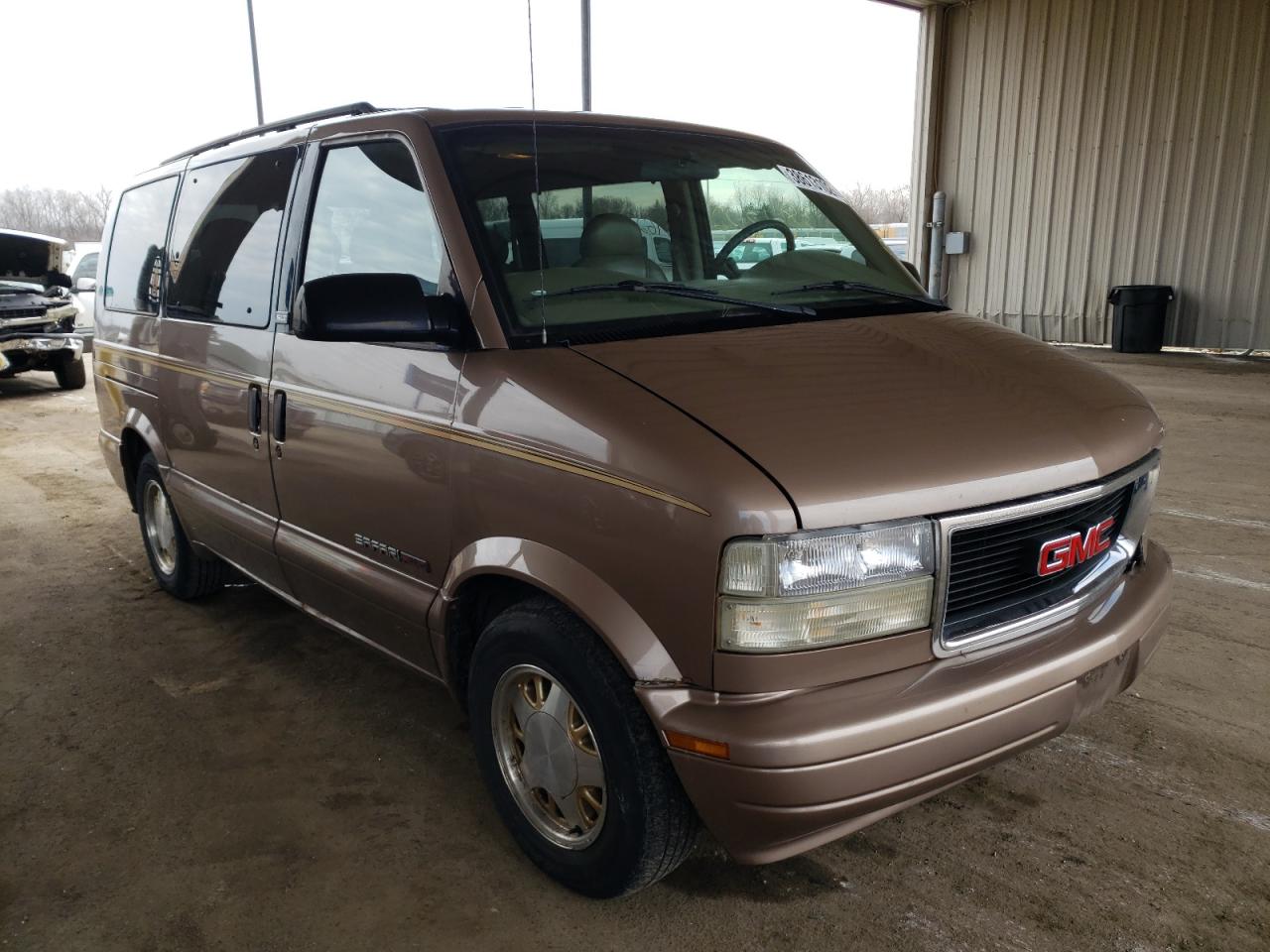 GMC SAFARI XT 1997 with VIN 1GKEL19W2VB546941 - Photo from auction
