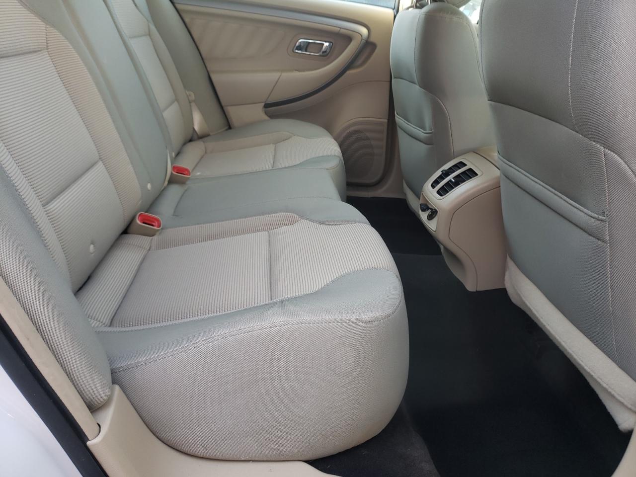 Photo 6 from auction – 2013 FORD TAURUS SEL with VIN 1FAHP2E80DG220525