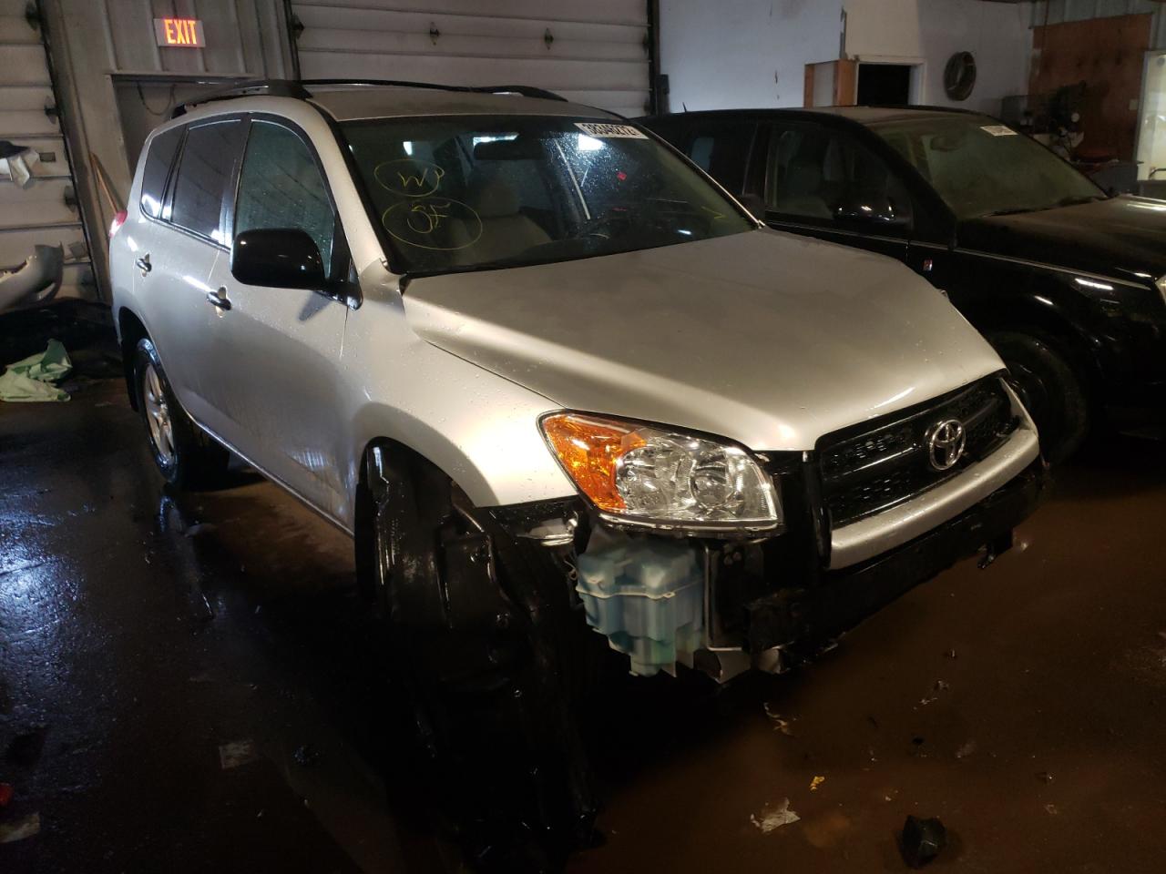 TOYOTA RAV4 2010 z numerem VIN 2T3ZF4DVXAW026234 - Zdjęcie z aukcji