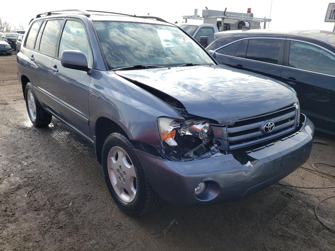 TOYOTA HIGHLANDER 2005 with VIN JTEEP21A450112629 - Photo from auction