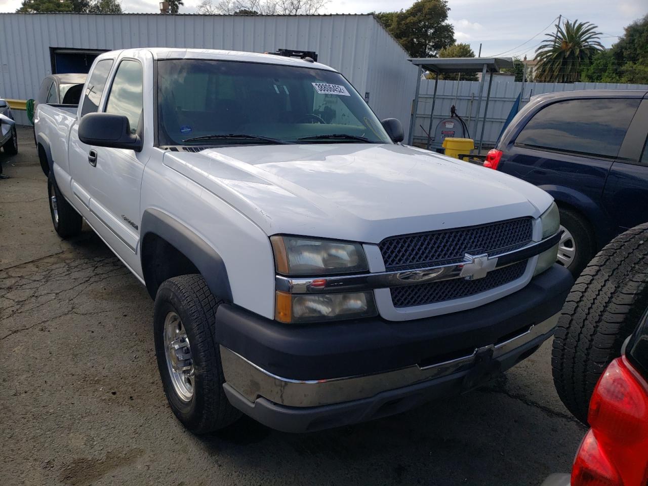 CHEVROLET SILVERADO 2003 with VIN 1GCHK29G63E139839 - Photo from auction