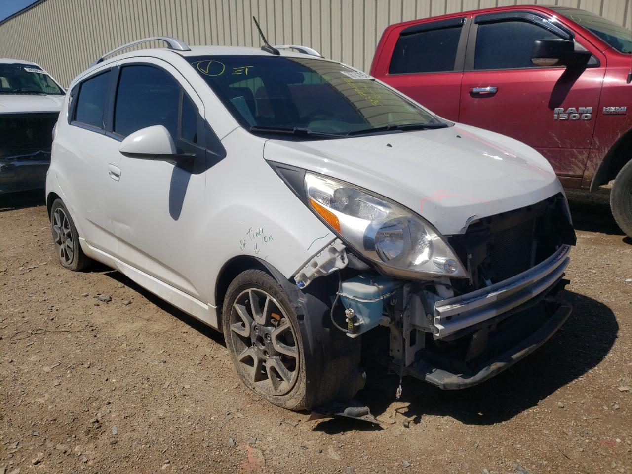 Foto 1 de la subasta – 2013 CHEVROLET SPARK 2LT con VIN KL8CF6S95DC586248