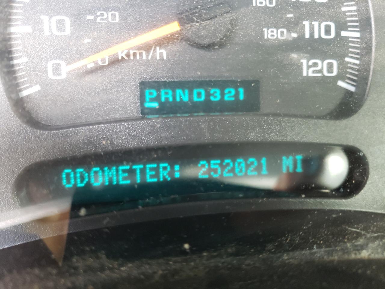 Photo 8 from auction – 2003 CHEVROLET SILVERADO with VIN 1GCEK14V03Z305476