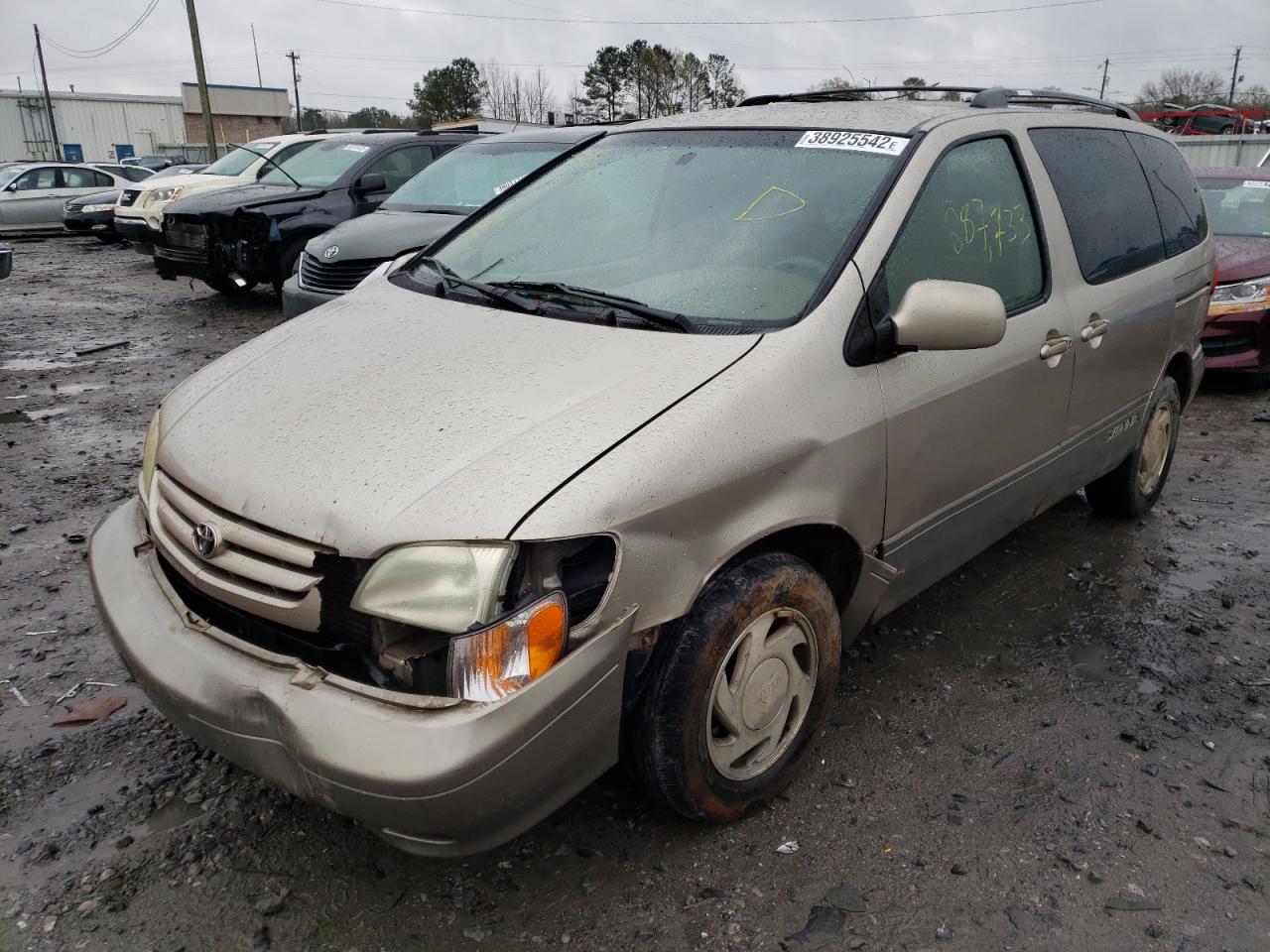 Photo 2 from auction – 2003 TOYOTA SIENNA LE with VIN 4T3ZF13C03U520152