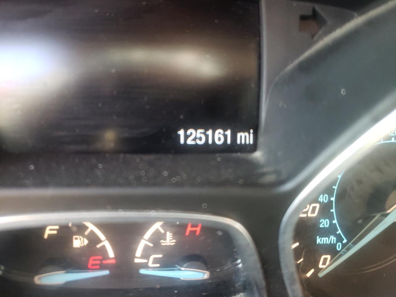 صورة رقم 8 من المزاد - 2016 FORD ESCAPE S مع VIN 1FMCU0F74GUB45594