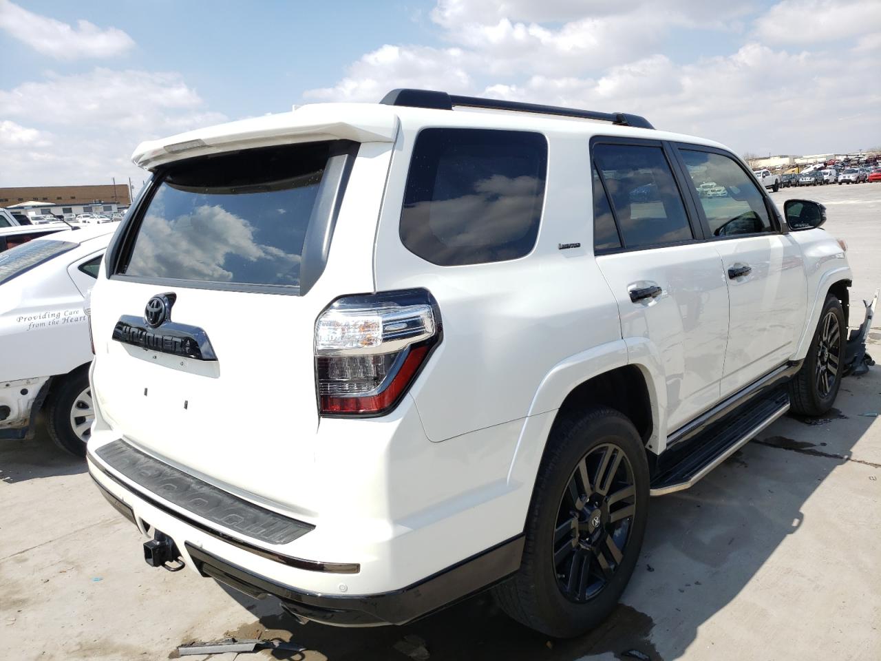 Photo 4 from auction – 2019 TOYOTA 4RUNNER SR with VIN JTEZU5JR7K5209291