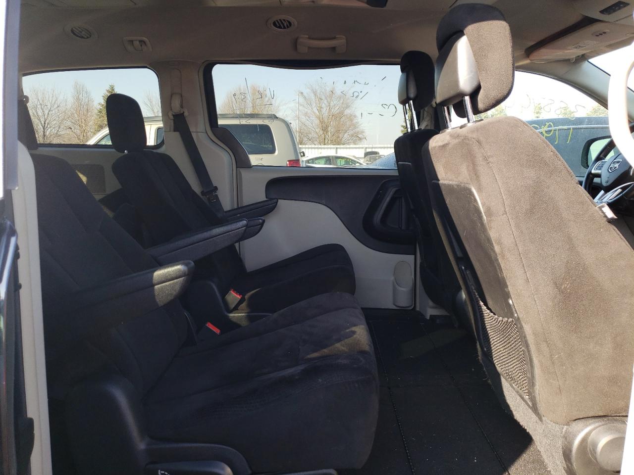 Photo 6 from auction – 2012 DODGE GRAND CARA with VIN 2C4RDGDG9CR298876