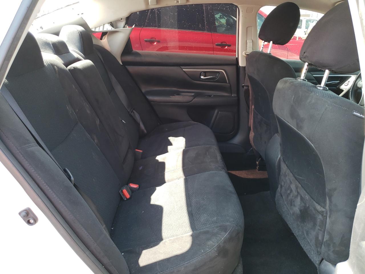 Photo 6 from auction – 2015 NISSAN ALTIMA 2.5 with VIN 1N4AL3AP4FC582481