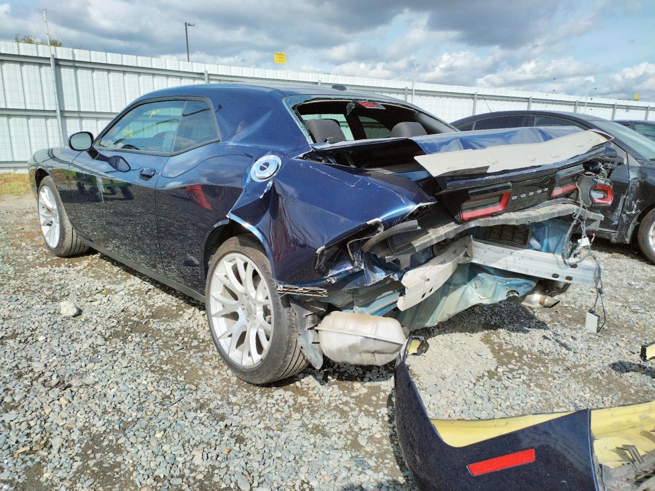 Photo 3 from auction – 2015 DODGE CHALLENGER with VIN 2C3CDZAG3FH843605