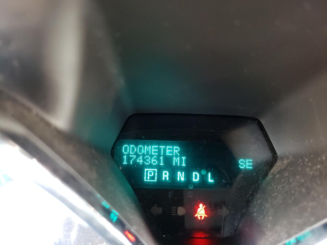 Photo 8 from auction – 2014 CHEVROLET TRAVERSE L with VIN 1GNKRHKD2EJ138337