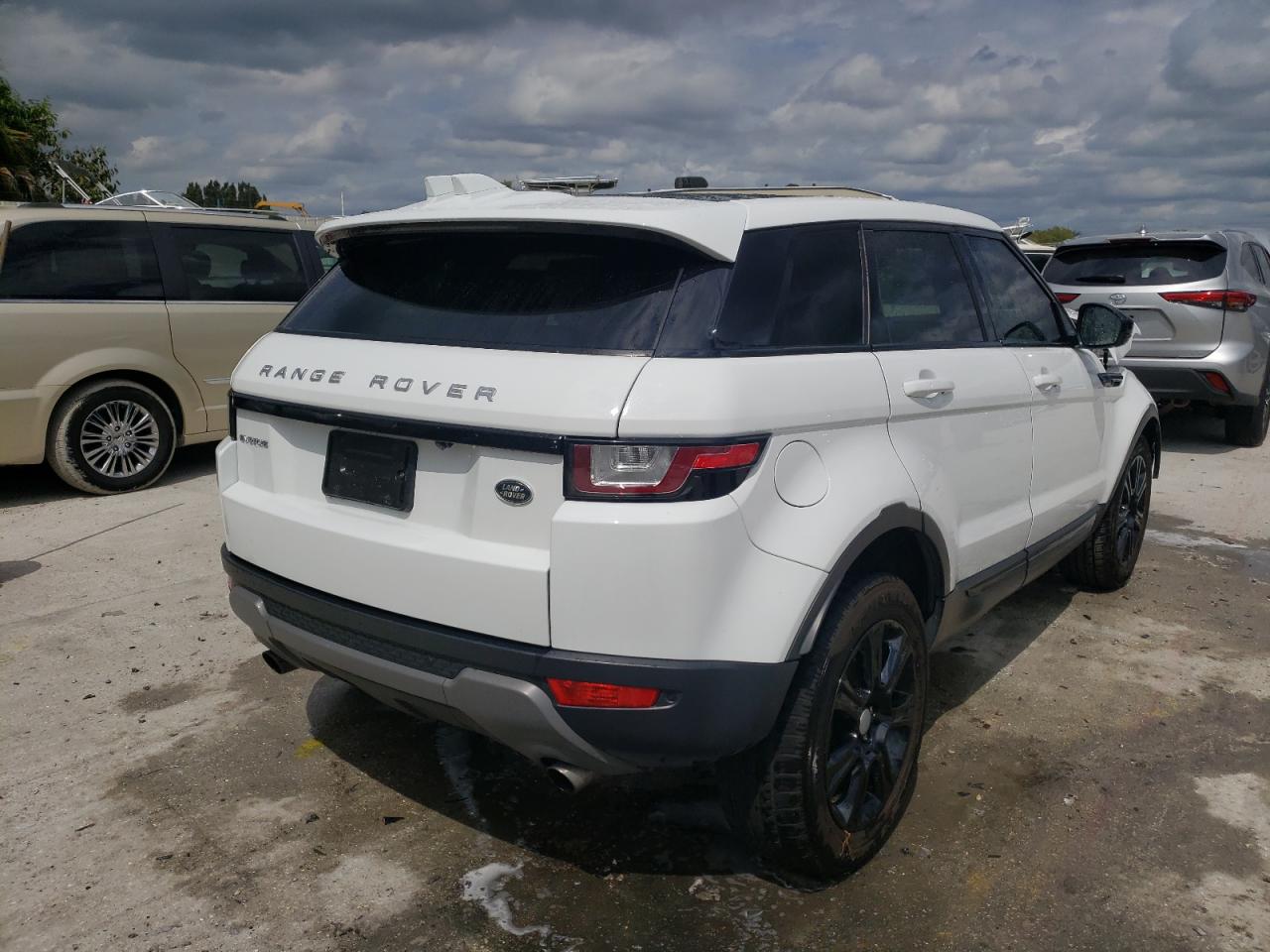 Photo 4 from auction – 2019 LAND ROVER RANGE ROVE with VIN SALVP2RXXKH334353
