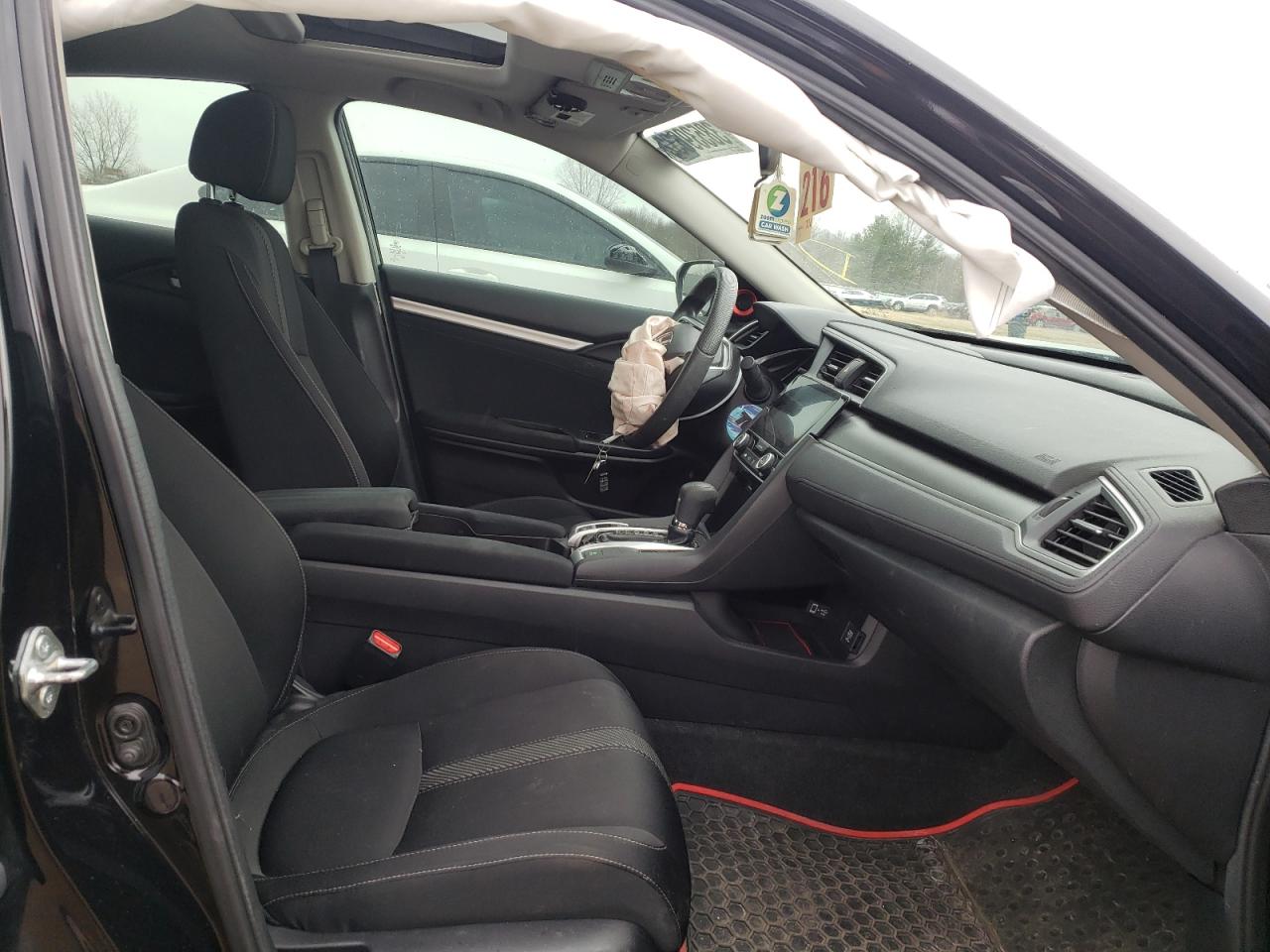 Photo 5 from auction – 2018 HONDA CIVIC EX with VIN 2HGFC2F70JH605863