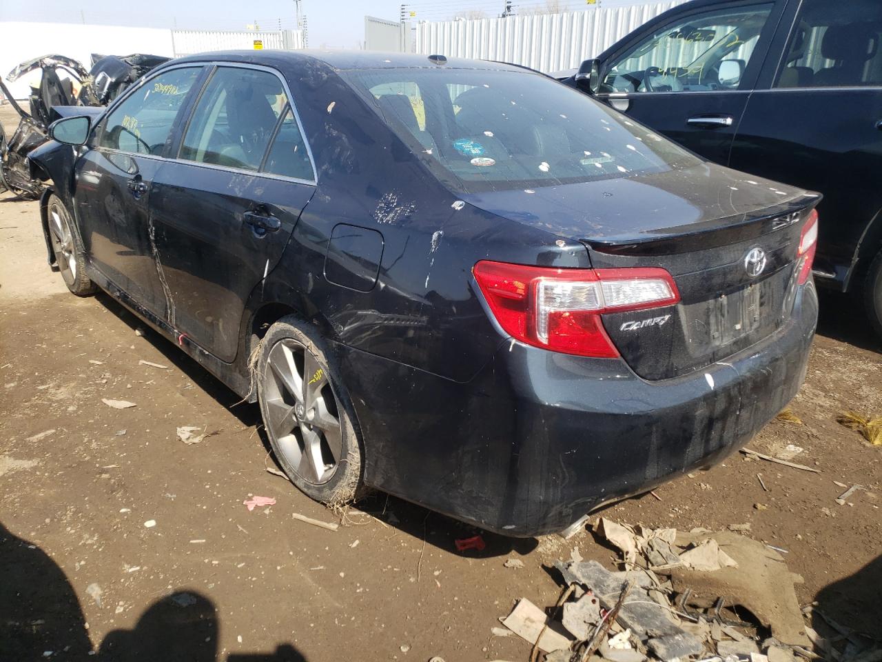 Photo 3 from auction – 2012 TOYOTA CAMRY SE with VIN 4T1BK1FK3CU017997