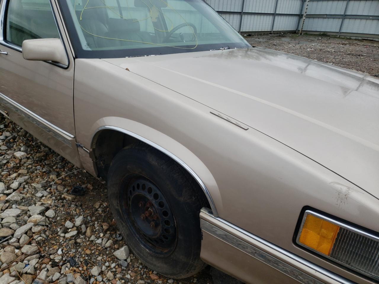 Photo 9 from auction – 1993 CADILLAC DEVILLE with VIN 1G6CD53B8P4324072