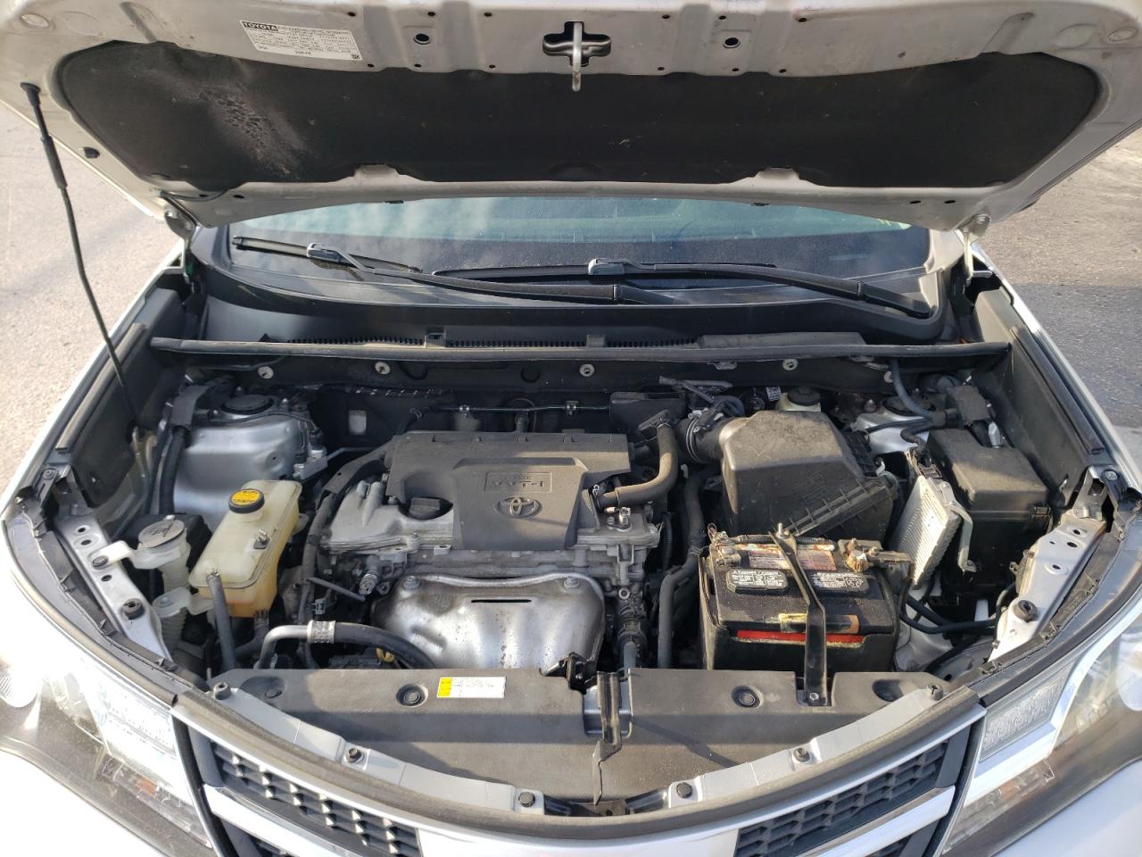 Photo 7 from auction – 2015 TOYOTA RAV4 LIMIT with VIN 2T3YFREV9FW233048
