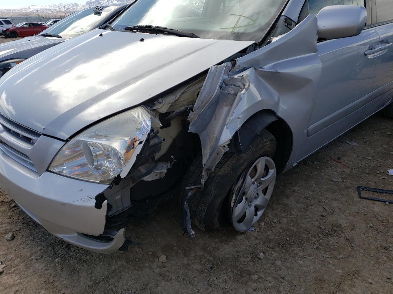 Photo 9 from auction – 2008 KIA SEDONA EX with VIN KNDMB233986263609