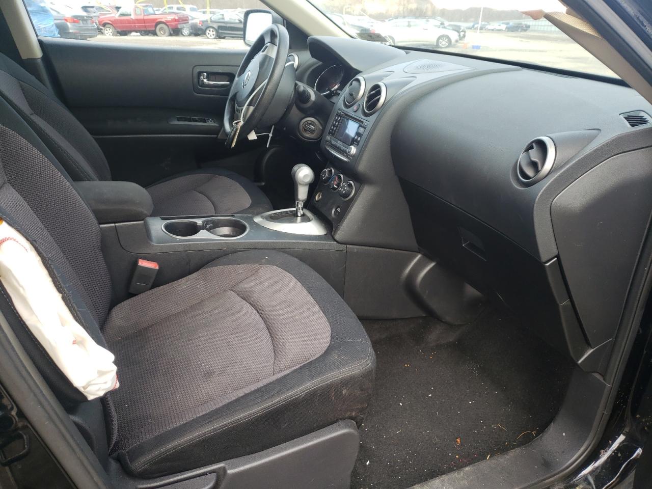 Photo 5 from auction – 2011 NISSAN ROGUE S with VIN JN8AS5MV7BW280599