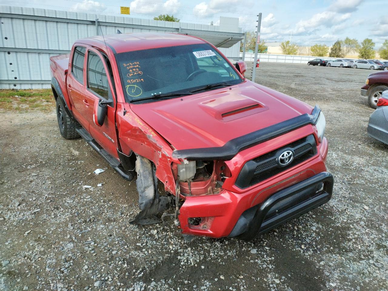 TOYOTA TACOMA DOU 2014 with VIN 3TMLU4EN9EM151887 - Photo from auction