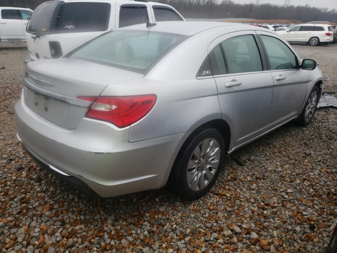 Photo 4 from auction – 2012 CHRYSLER 200 LX with VIN 1C3CCBAB6CN210954