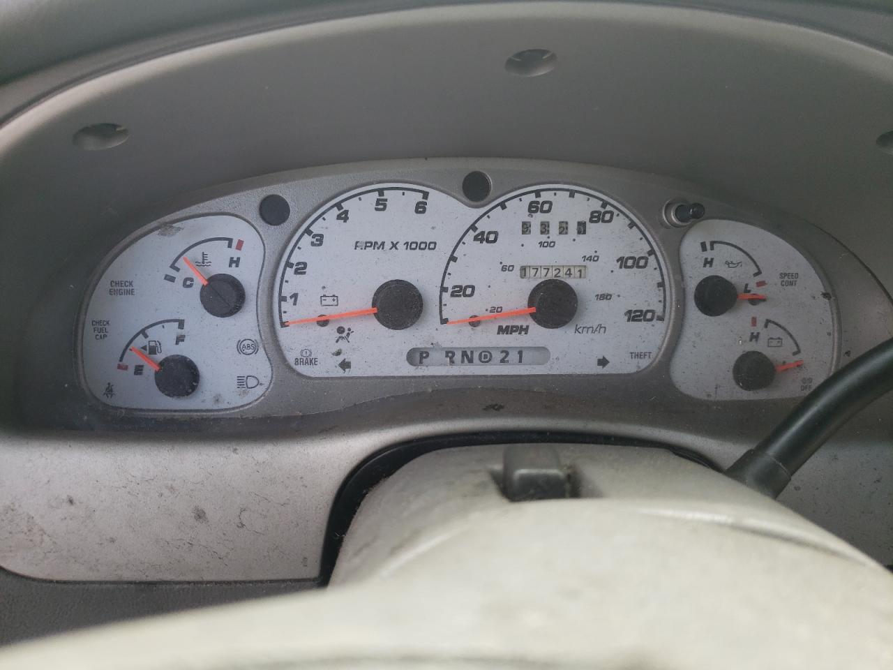 Photo 8 from auction – 2002 FORD EXPLORER S with VIN 1FMYU60E92UC16636