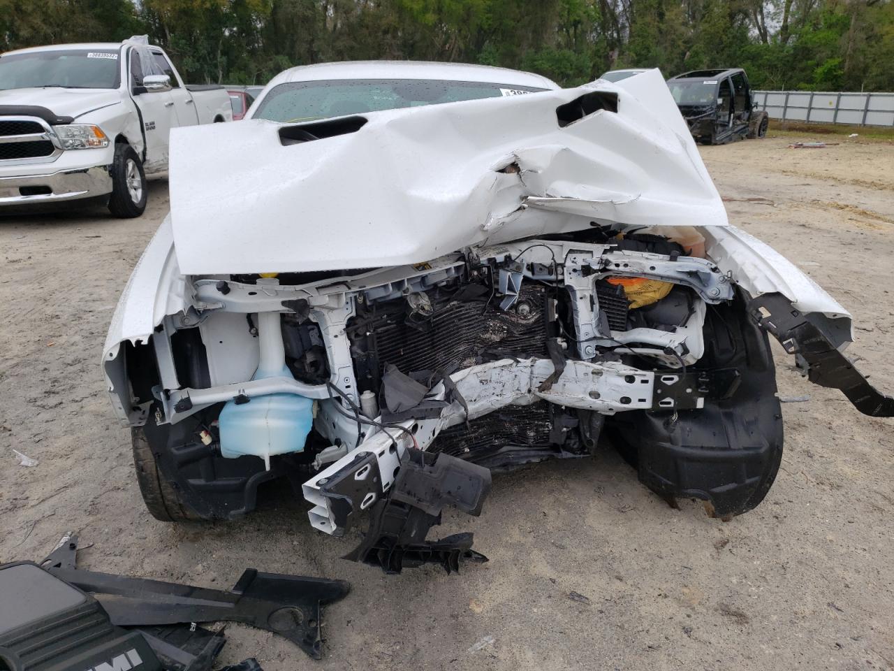 Photo 9 from auction – 2015 DODGE CHALLENGER with VIN 2C3CDZAT8FH761544
