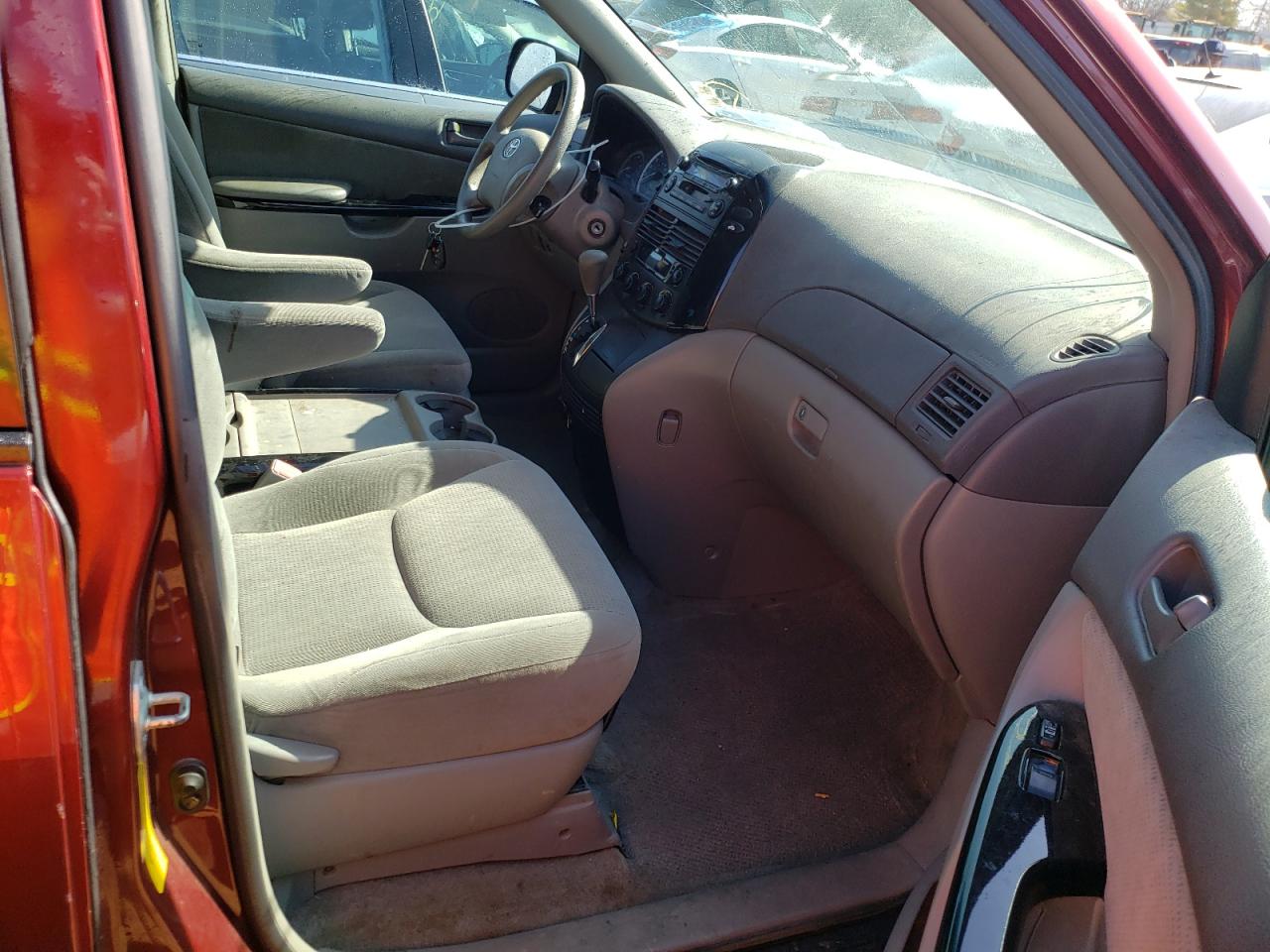 Photo 5 from auction – 2005 TOYOTA SIENNA CE with VIN 5TDZA23C35S368005