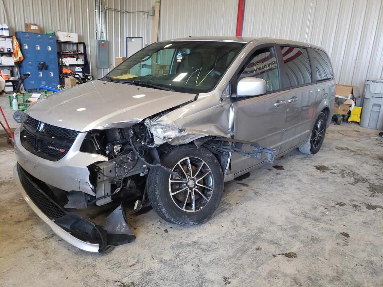 Photo 2 from auction – 2017 DODGE GRAND CARA with VIN 2C4RDGBG4HR743311