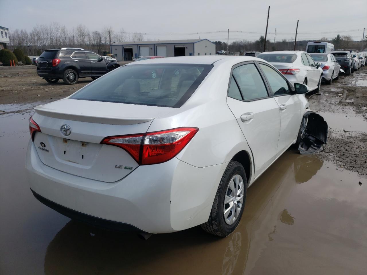 Photo 4 from auction – 2014 TOYOTA COROLLA EC with VIN 5YFBPRHEXEP111807
