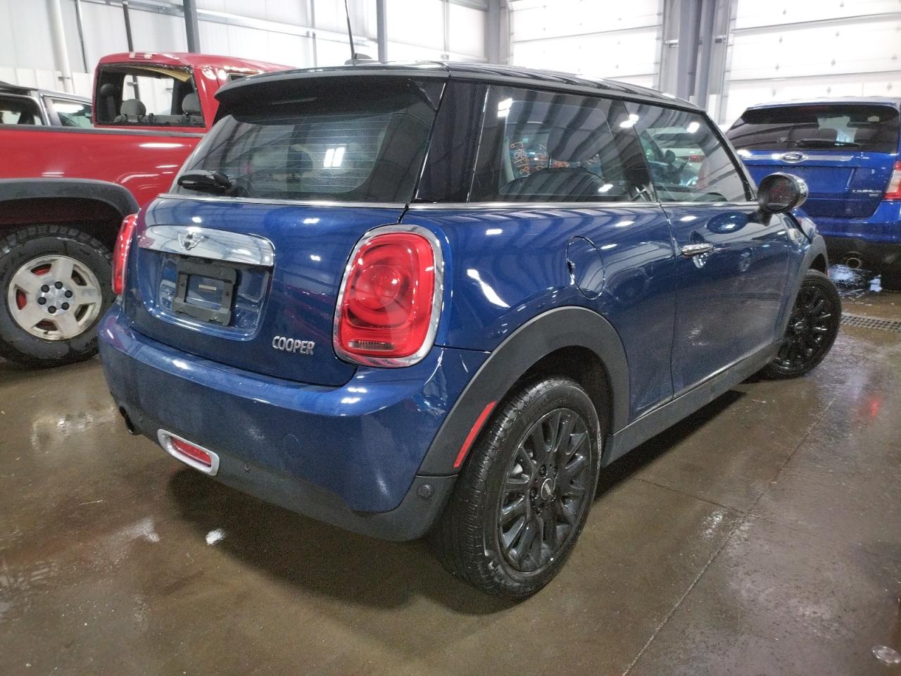 Photo 4 from auction – 2014 MINI COOPER with VIN WMWXM5C56ET932505