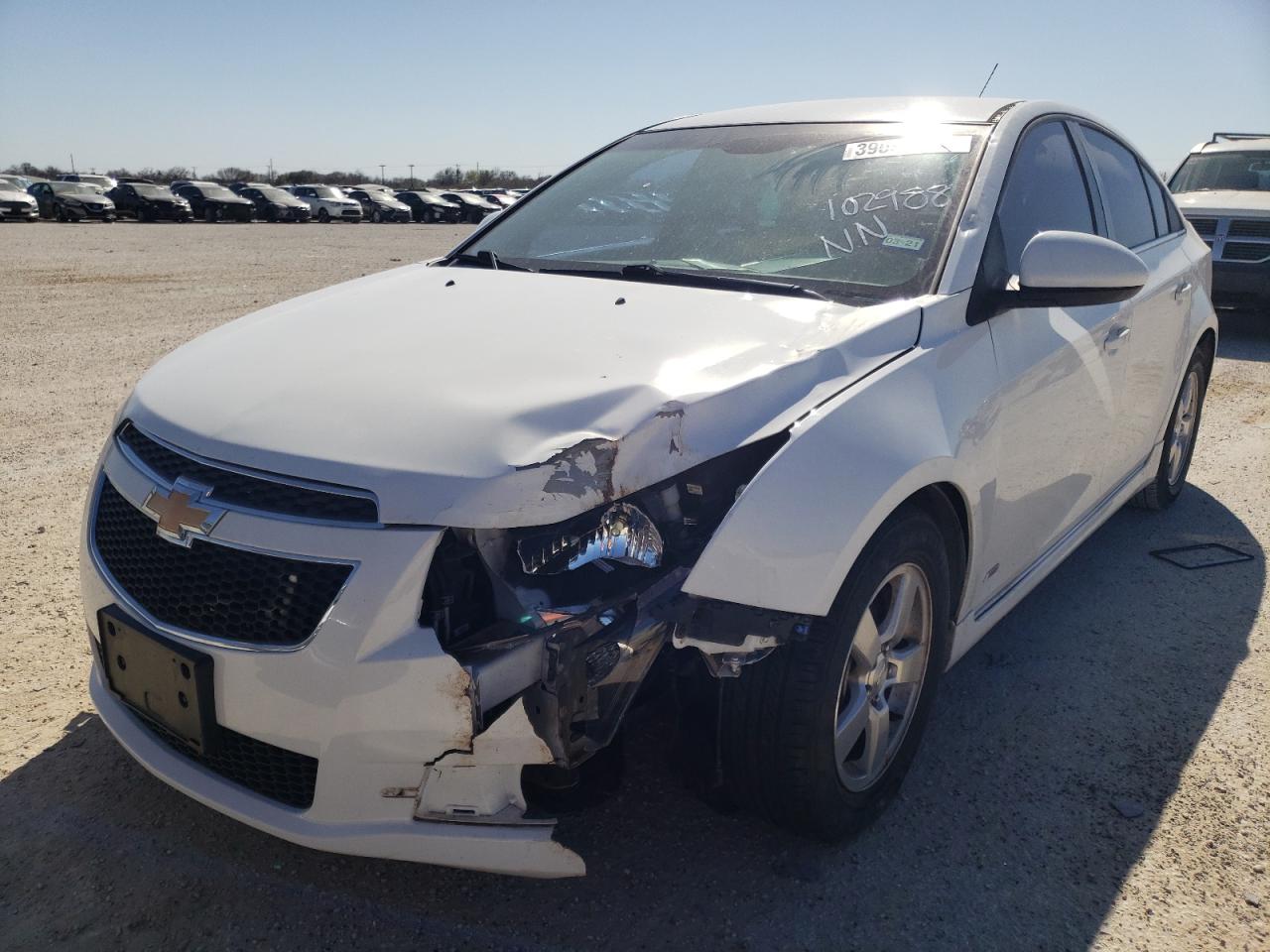 Photo 2 from auction – 2014 CHEVROLET CRUZE LT with VIN 1G1PC5SB4E7243884