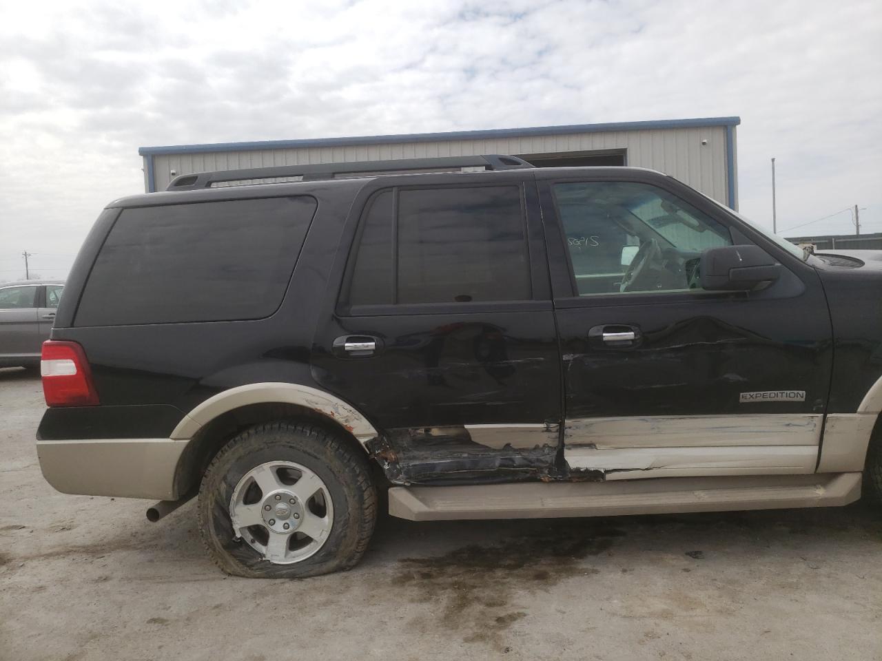 Photo 9 from auction – 2007 FORD EXPEDITION with VIN 1FMFU18597LA55605