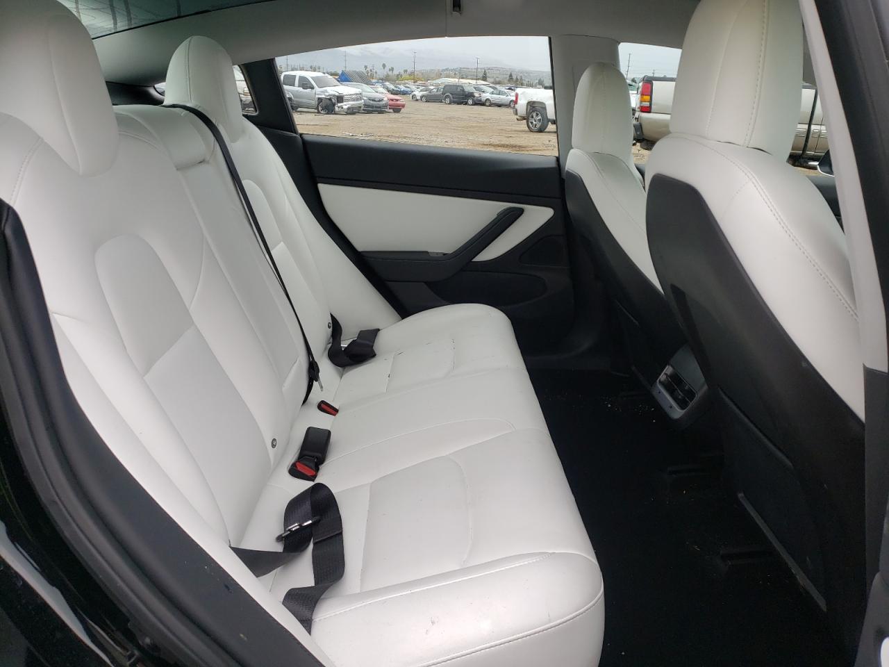 Photo 6 from auction – 2018 TESLA MODEL 3 with VIN 5YJ3E1EB3JF170533