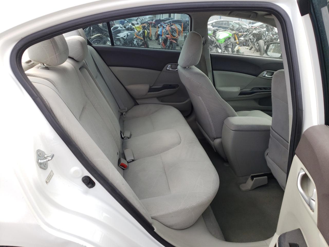 Photo 6 from auction – 2012 HONDA CIVIC EX with VIN 19XFB2F82CE326441