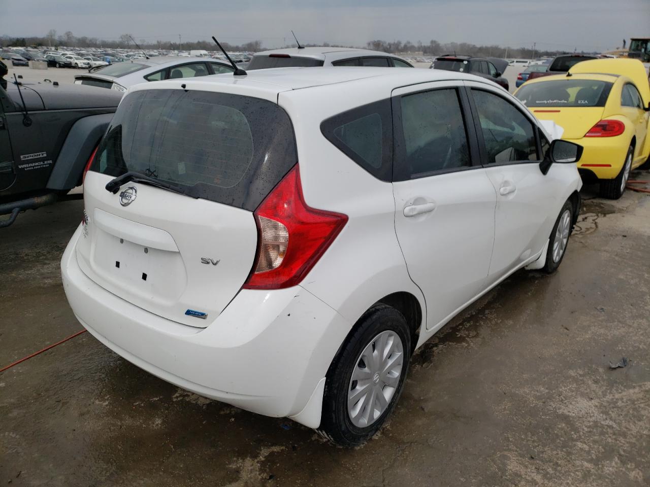 Photo 4 from auction – 2015 NISSAN VERSA NOTE with VIN 3N1CE2CP6FL436692