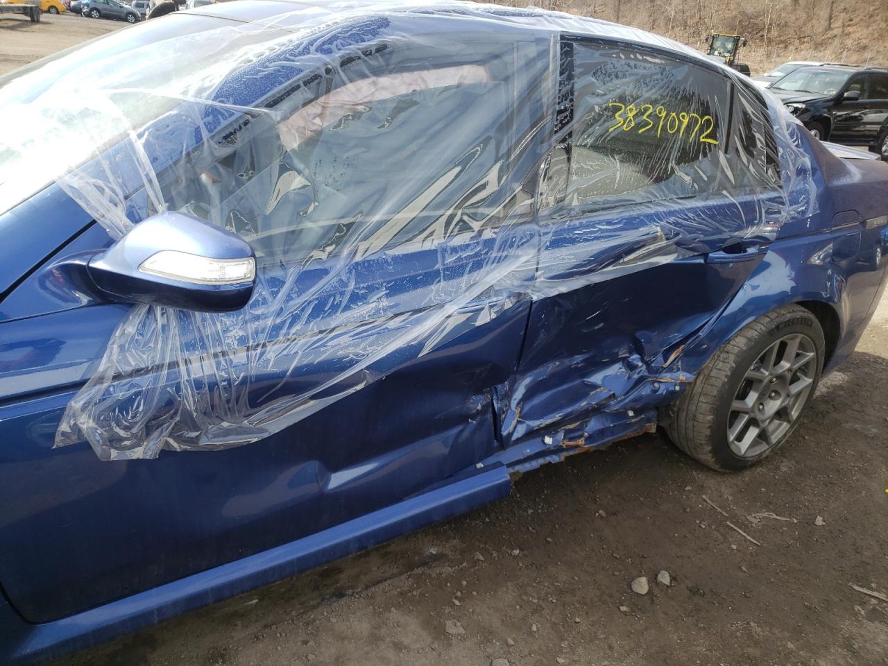 Photo 9 from auction – 2007 ACURA TL TYPE S with VIN 19UUA75537A009969